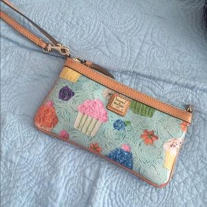 Dooney & Bourke leather wristlet